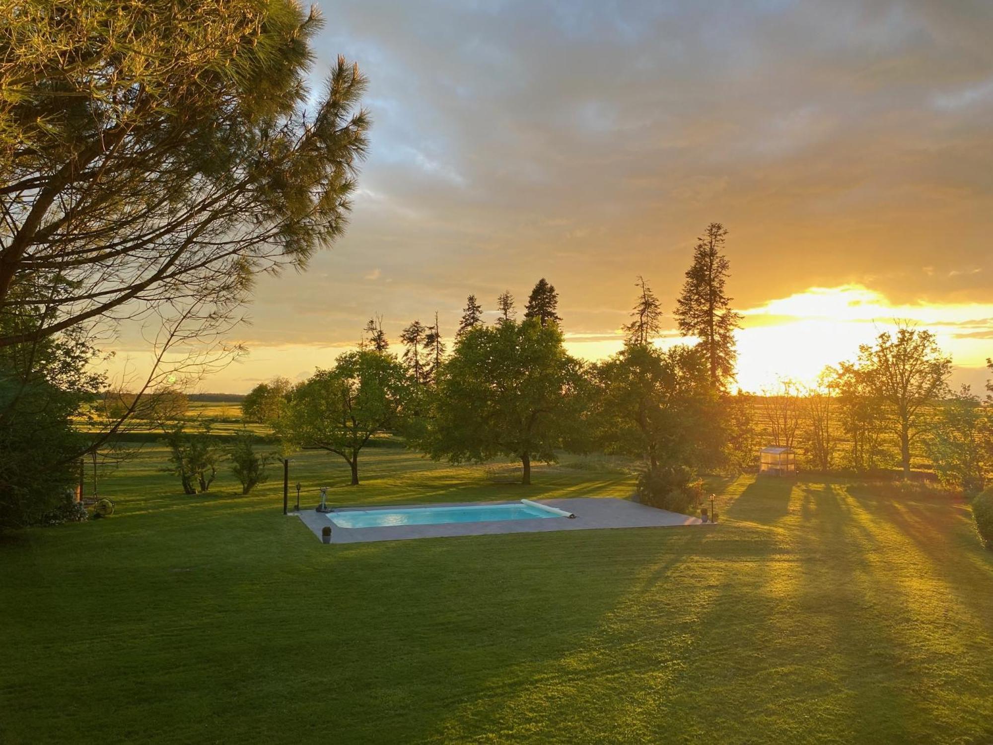 Domaine De Treuillaud Bed & Breakfast Villers-les-Ormes Dış mekan fotoğraf
